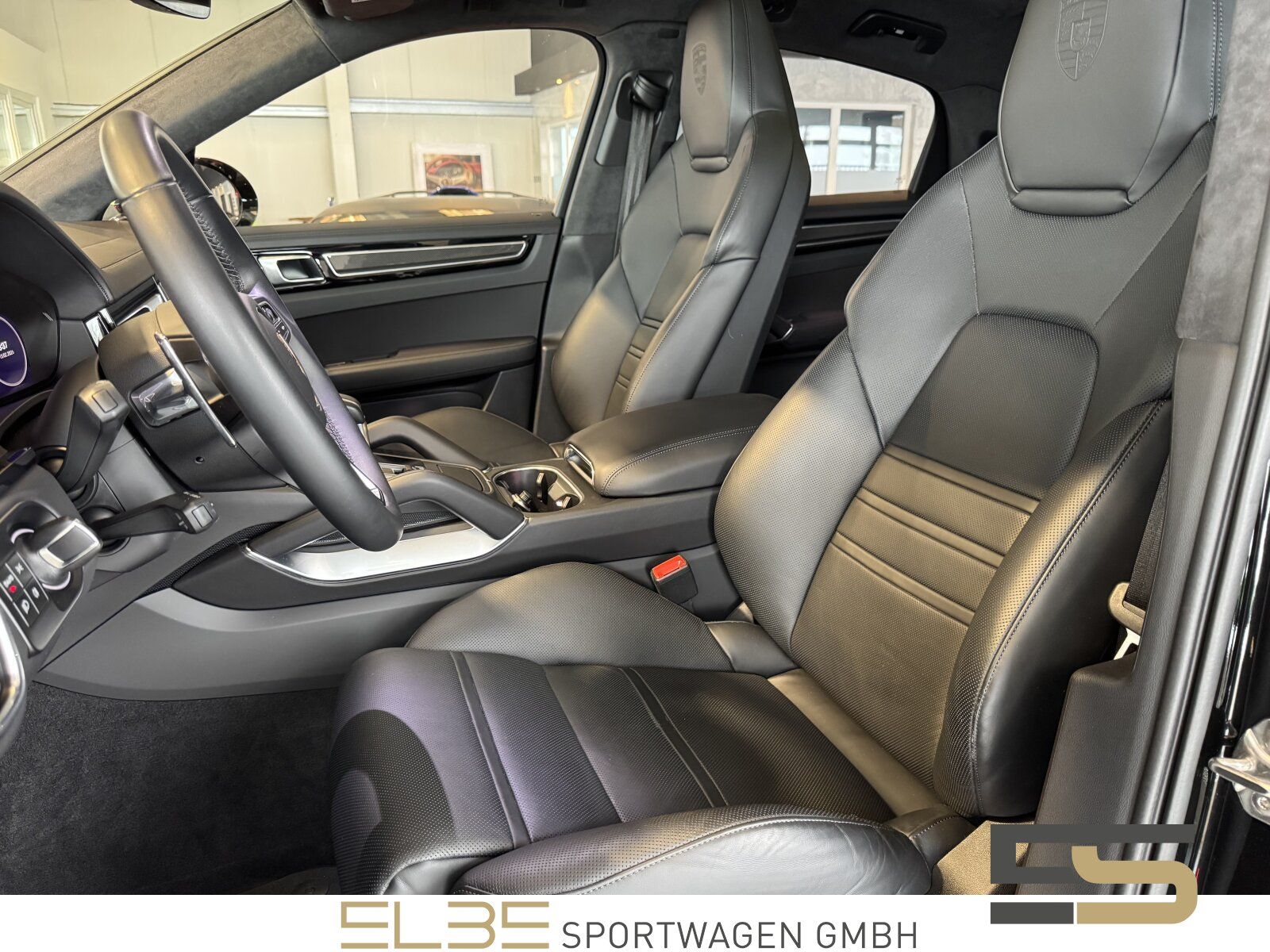 Porsche Cayenne Coupe Turbo CARBON MATRIX HUD INNO SPORT foto 12