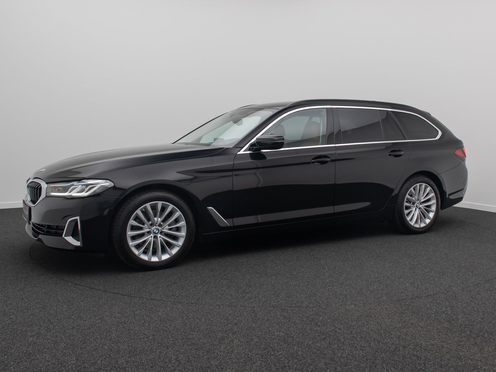 Fahrzeugabbildung BMW 520d xD Luxury Line DAB HUD Kamera Laser Komfort