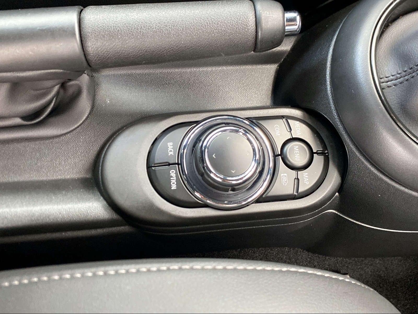 MINI Cooper S Cabrio Kamera Sportsitze LED