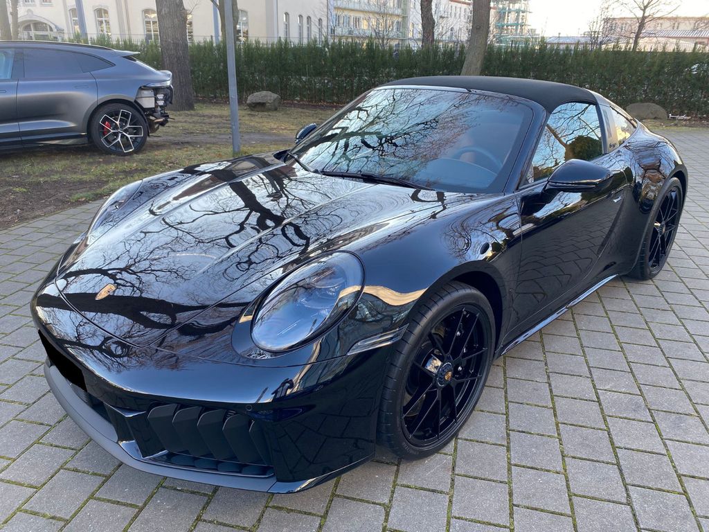 Porsche 992 Targa 4 GTS 18 Clubleder HD-Matrix Lift PDCC