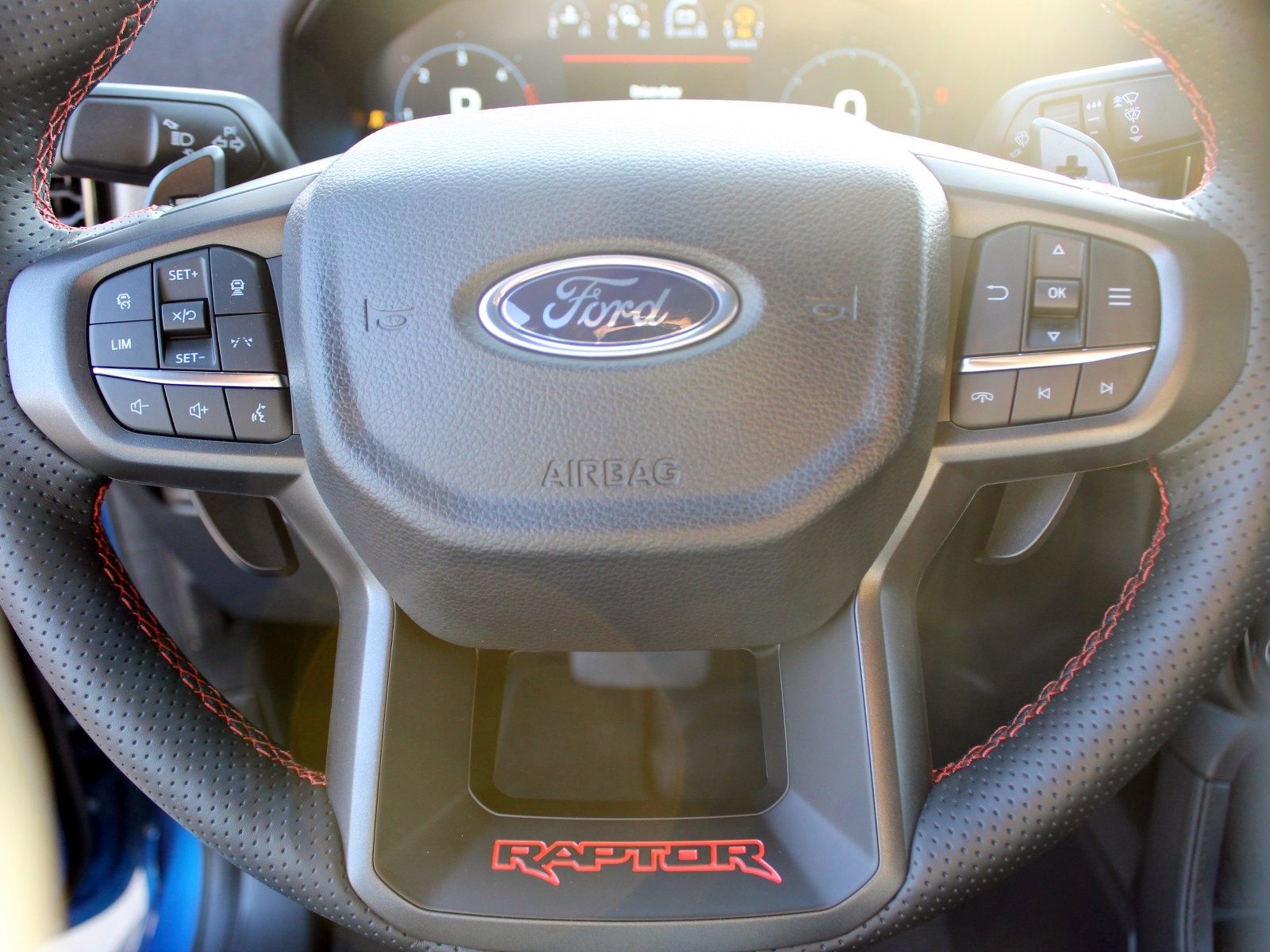Fahrzeugabbildung Ford Ranger Raptor e-4WD Doppelkabine
