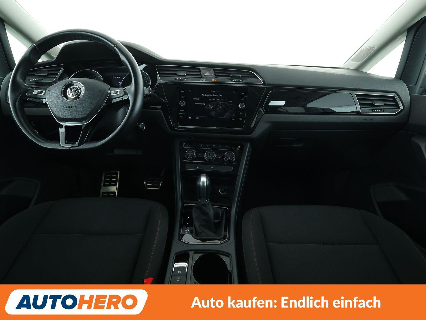 Volkswagen Touran 1.4 TSI Sound BMT Aut.*NAVI*LED*ACC*