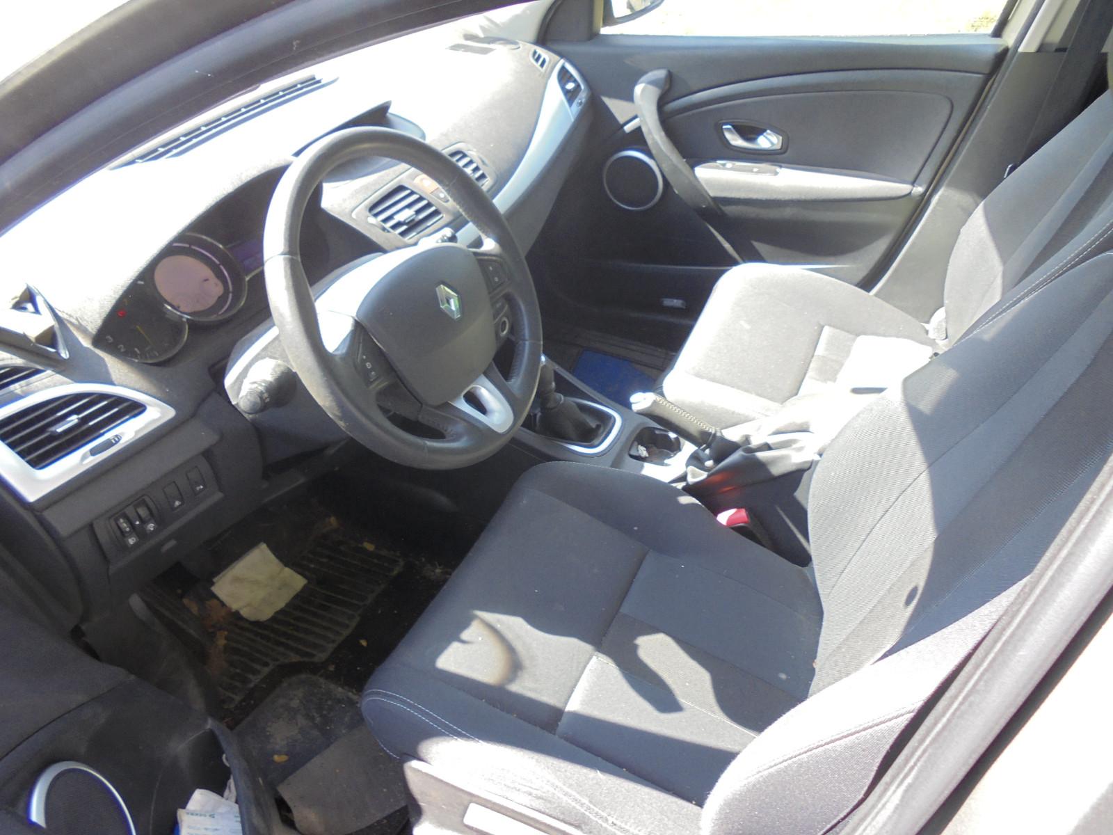 Renault Megane 2009 — photo 10