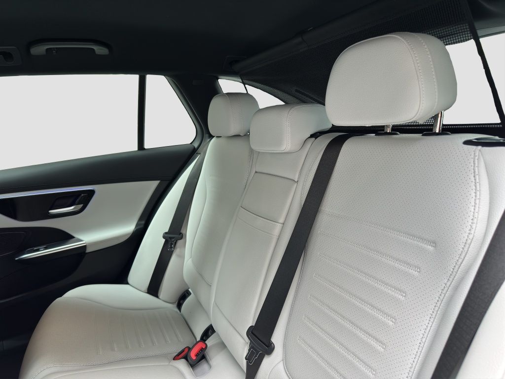 Fahrzeugabbildung Mercedes-Benz C 220 d T-Modell AMG Line*el. Heckklappe*Kamera