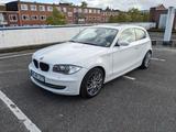 BMW 118i - 3-Türer, weiß, Sportpaket