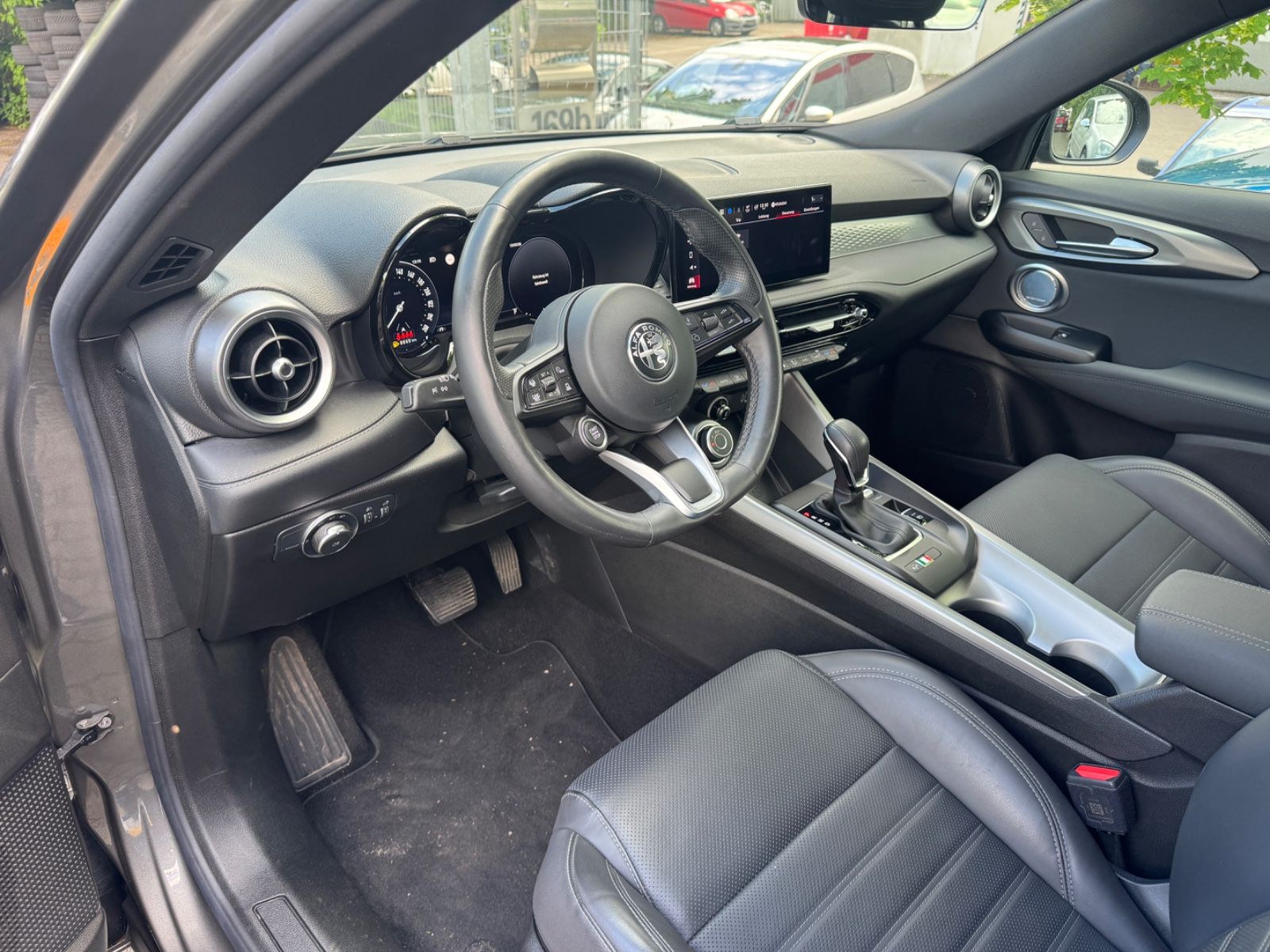 Fahrzeugabbildung Alfa Romeo Tonale Sprint Leder+LED+HarmannKardon+LED+Navi