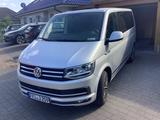 Volkswagen T6 andere Comforline - Volkswagen T6 other: Von Privat