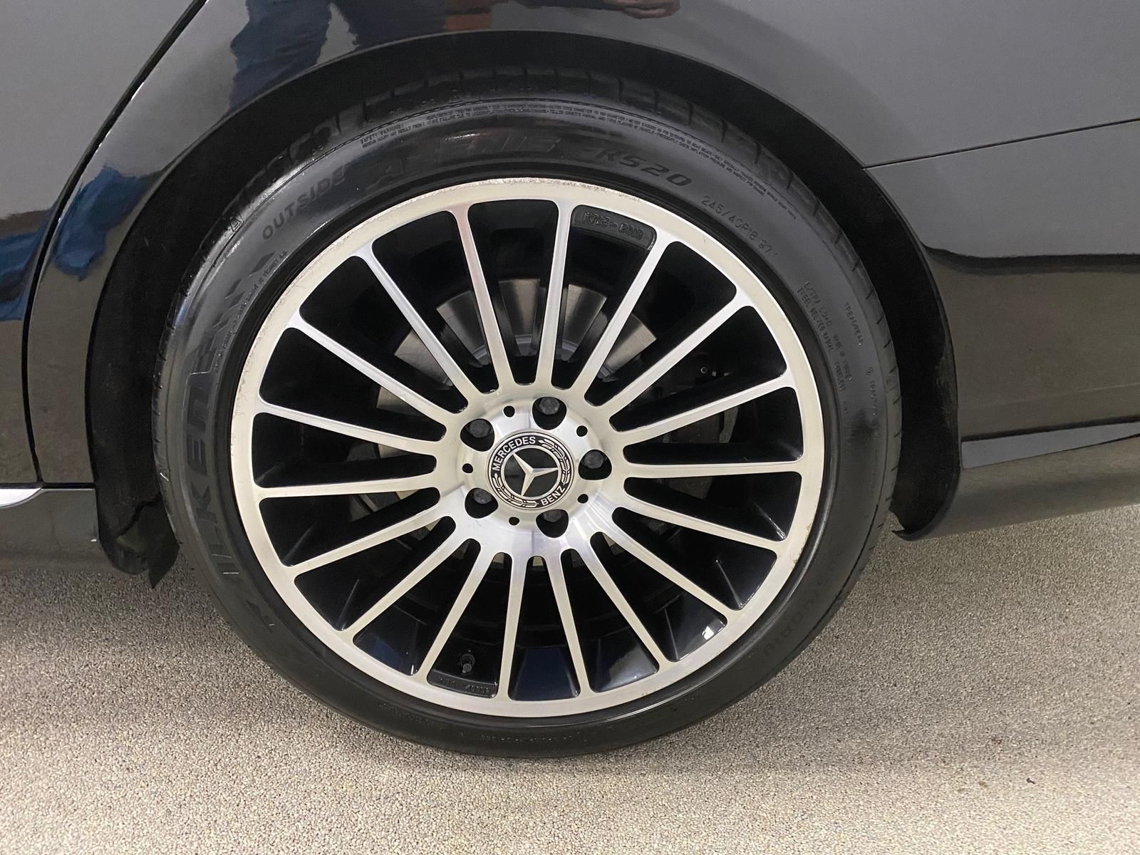 Fahrzeugabbildung Mercedes-Benz C 220 2.0 CDI Avantgarde+NAVI+AHK schwenk+KAMERA
