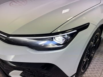 Volkswagen Golf VIII GTI Clubsport Pano*BlackStyle*Matrix