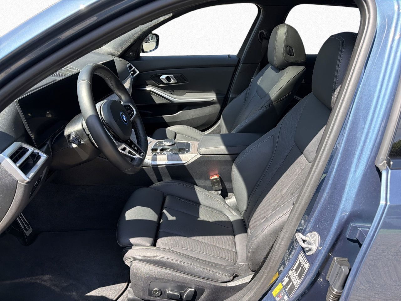 BMW 330 - Bild 13