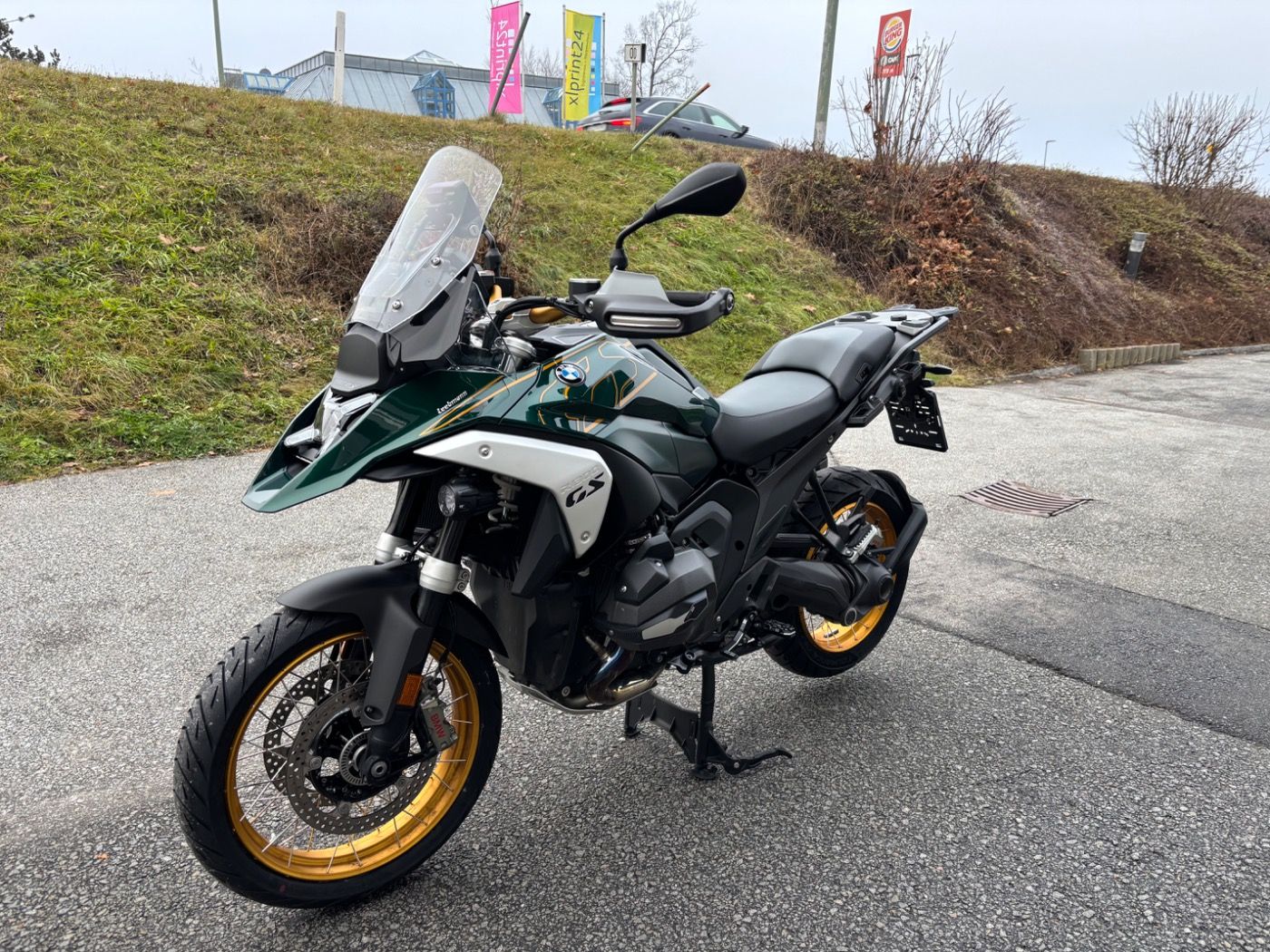 Fahrzeugabbildung BMW R 1300 GS Option 719 3 Pakete Doppelschalldämpfe