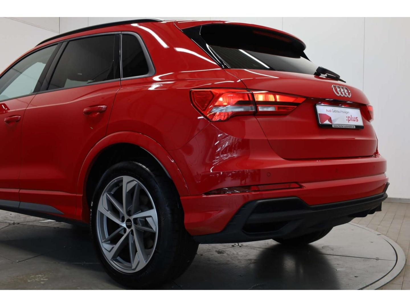 Audi Q3 35 TFSI S line S-Tronic AHK/NAV/PDC+/19'', миниатюра 24