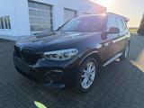 BMW X3 M40d - H&K, Carbon, HUD, StandH,M-Sitze, 360° - BMW X3 M40: Von Privat