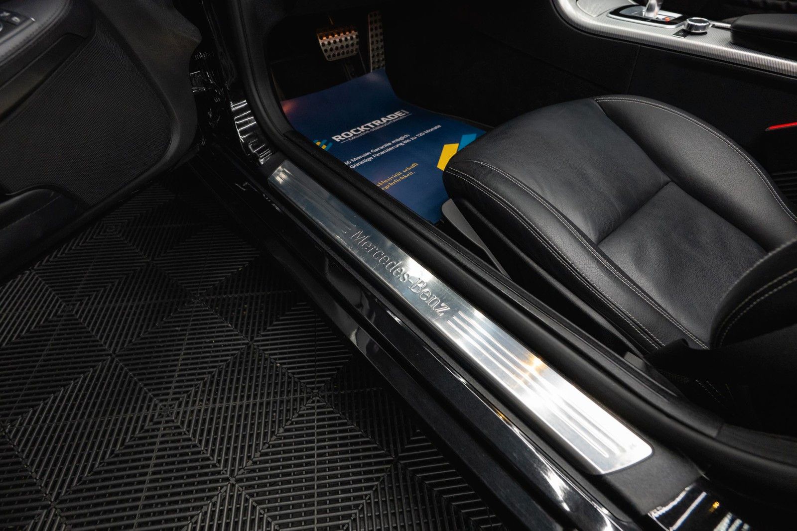 Fahrzeugabbildung Mercedes-Benz SLC 200 Roadster Sport *Sportabgas*Pano*Navi*