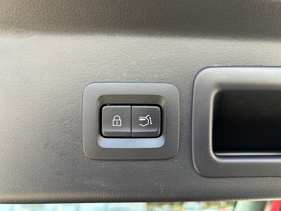 Fahrzeugabbildung Mazda CX-30 SKY-G 122 SELECTION 18" DES/ACT-P 360+BOSE