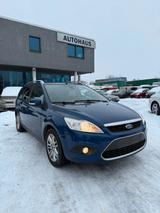 Ford Focus Turnier Ghia - Ford Focus aus 2008: Kombi