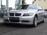 BMW 330 Baureihe 3 Touring 330i xDrive Allradantrieb - BMW 330 Gebrauchtwagen in Nürnberg