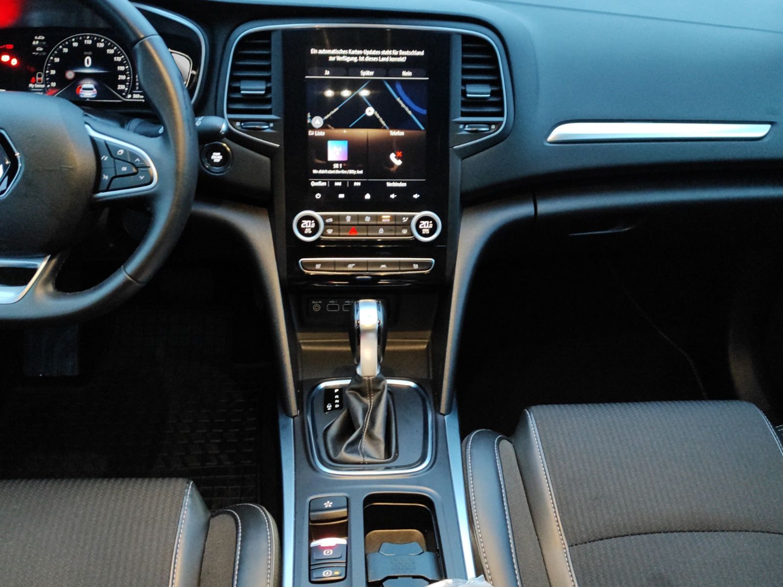 Fahrzeugabbildung Renault Megane*DAB*Navi*LED*SitzHZ*Kamera*Blth