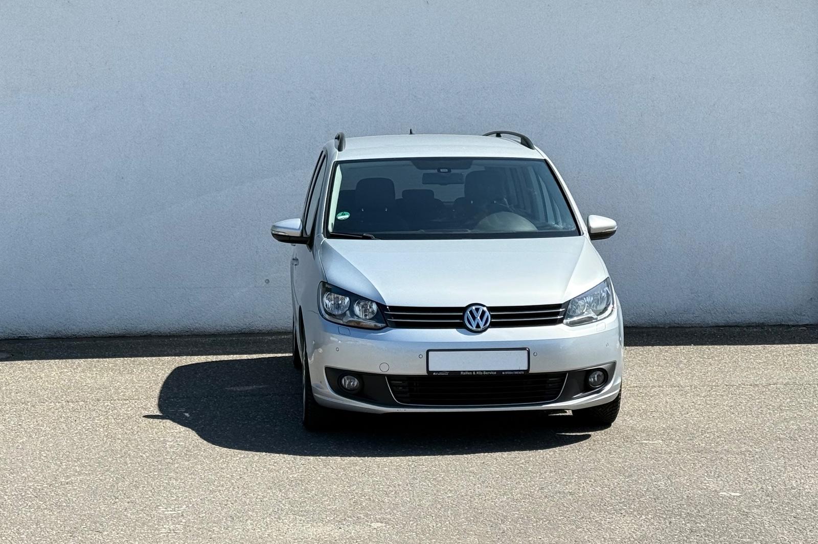 Volkswagen Touran Comfortline 1.6 TDI DSG/NAVI/TEMP/SHZ/PDC