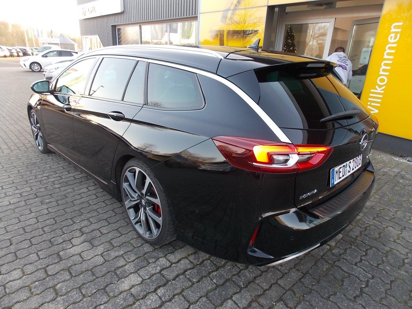 Opel Insignia B Sports Tourer 2.0 BiTurbo 4x4 GSI