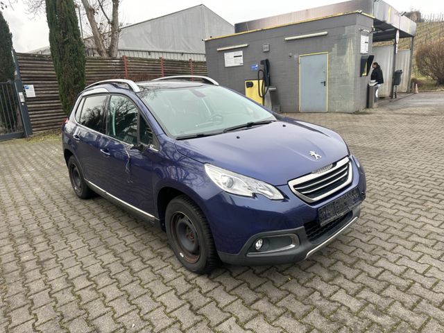 Peugeot 2008 Allure 1,6 KLIMATRONIC PANORAMA 1 HAND