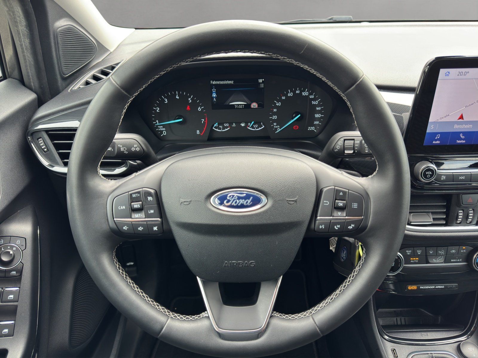 Fahrzeugabbildung Ford Puma 1.0 Titanium LED/TEMPOMAT/NAVI/PDC/