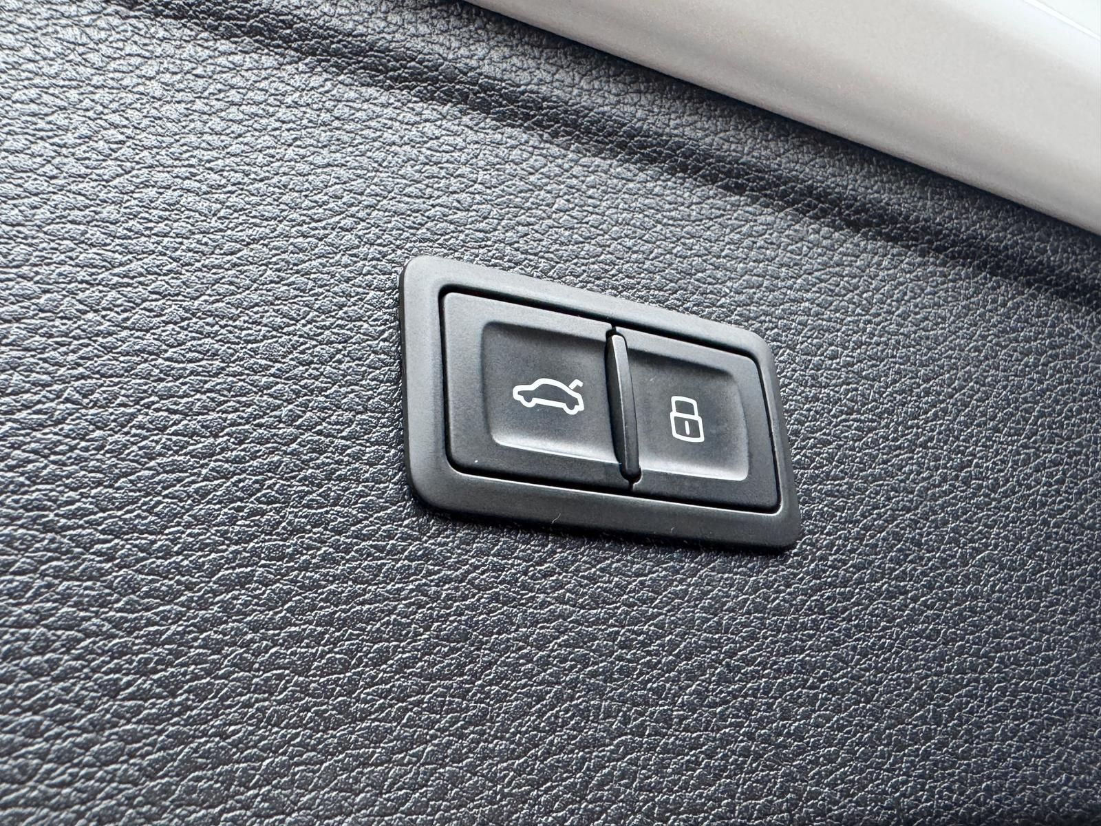 Fahrzeugabbildung Audi 40 TDI S-LINE/QUATTRO/ACC/AHK/VIRUTAL/360°/DAB