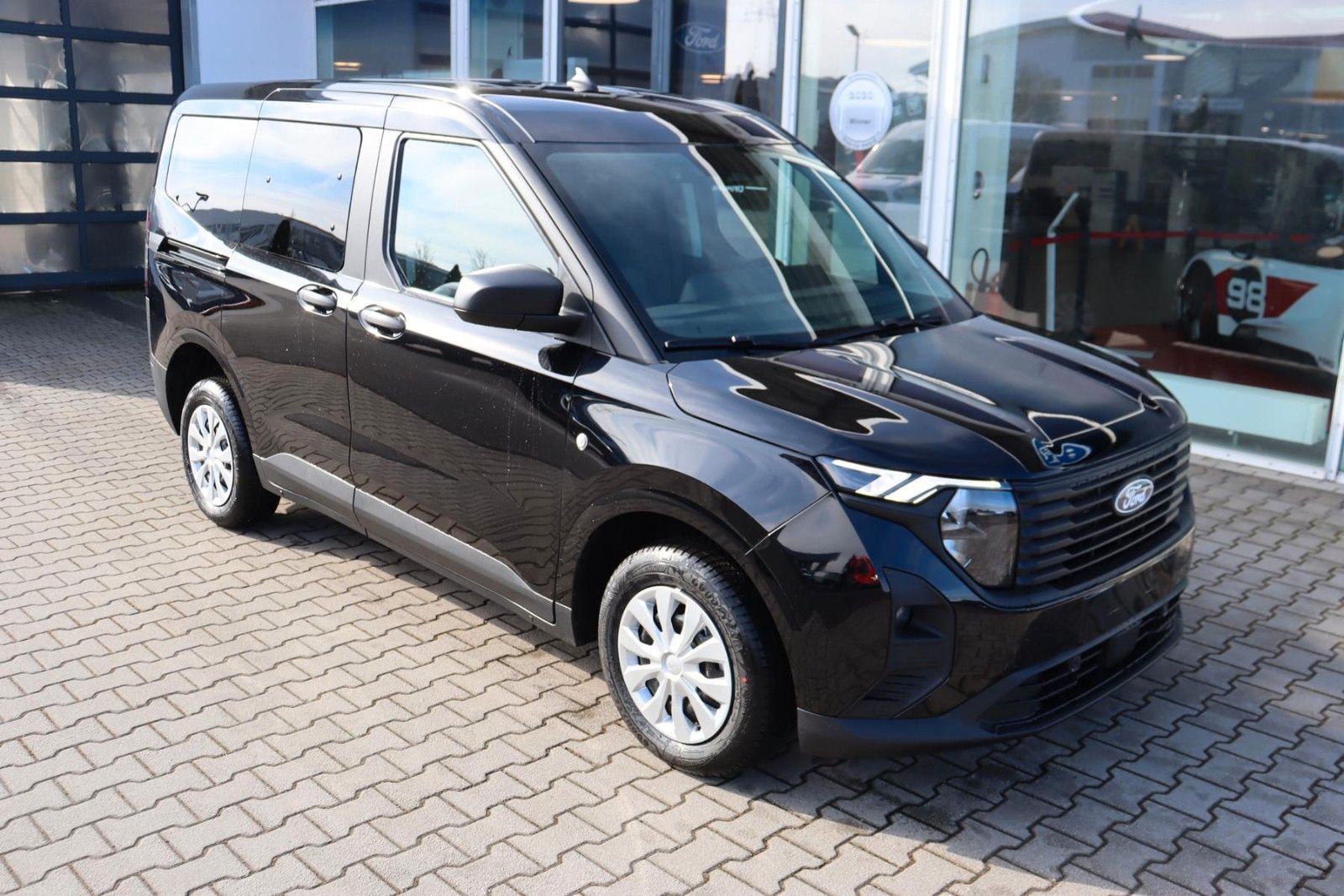 Ford Transit Courier DOKA 1.5 EcoBlue 3,99% FIN* imagem 2