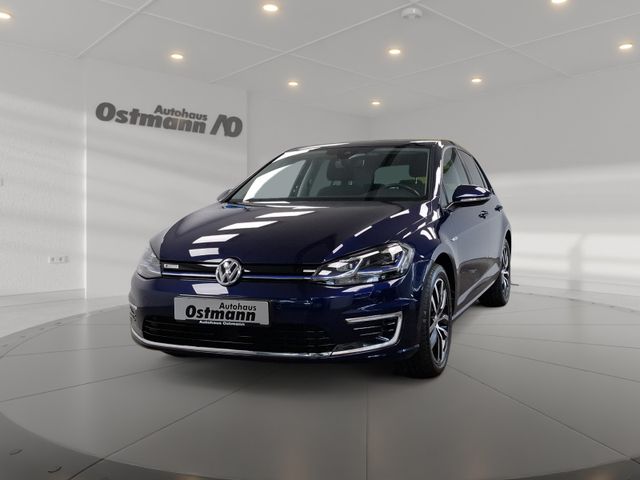 Volkswagen Golf VII e-Golf LED LM RFK PDC SHZ DYNAUDIO NAVI