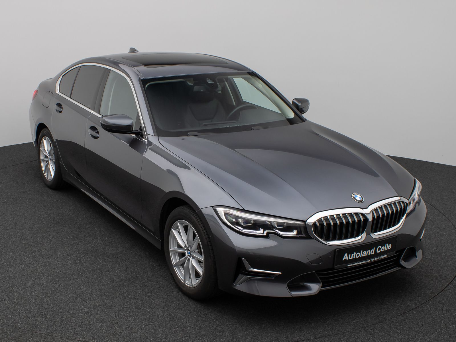 Fahrzeugabbildung BMW 320i xD Luxury Line El.Glasdach Kamera HiFi AHK