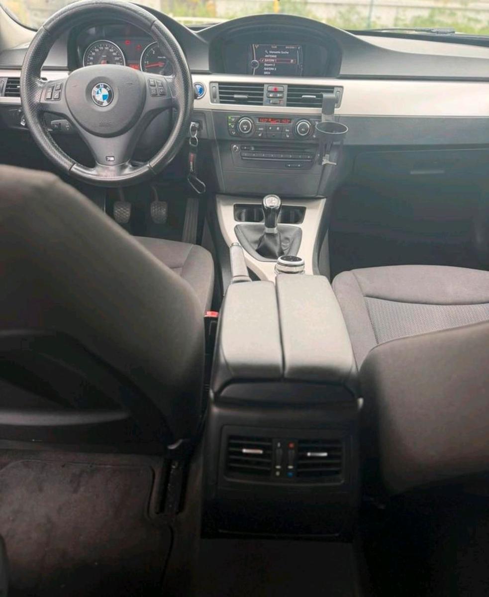 BMW 330 2012 — interior