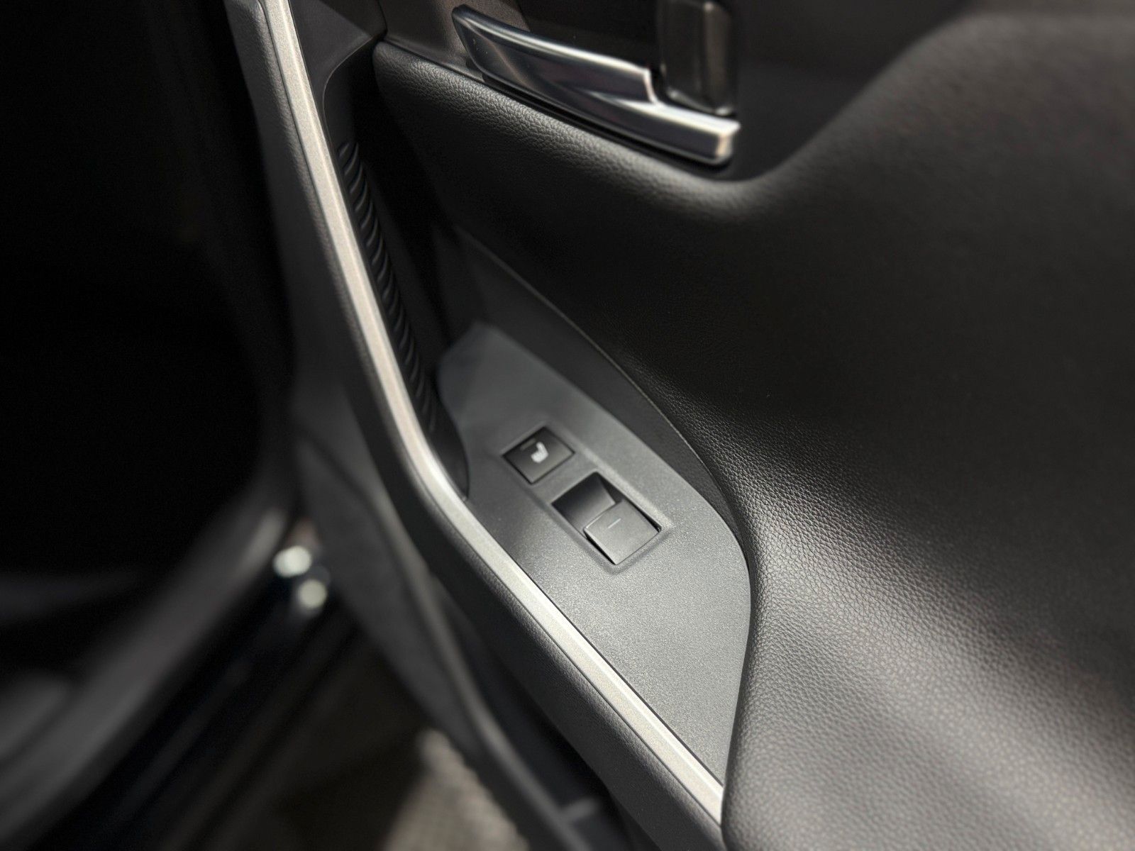 Fahrzeugabbildung Suzuki Across 2.5 Plug-In Hybrid Comfort+ E-Four