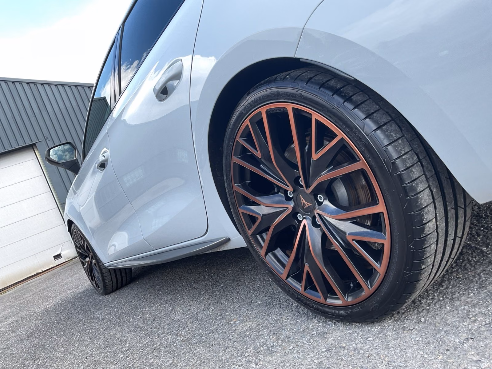 Cupra Leon Sportstourer VZ 2.0 4Drive NAVI ACC AHK LED