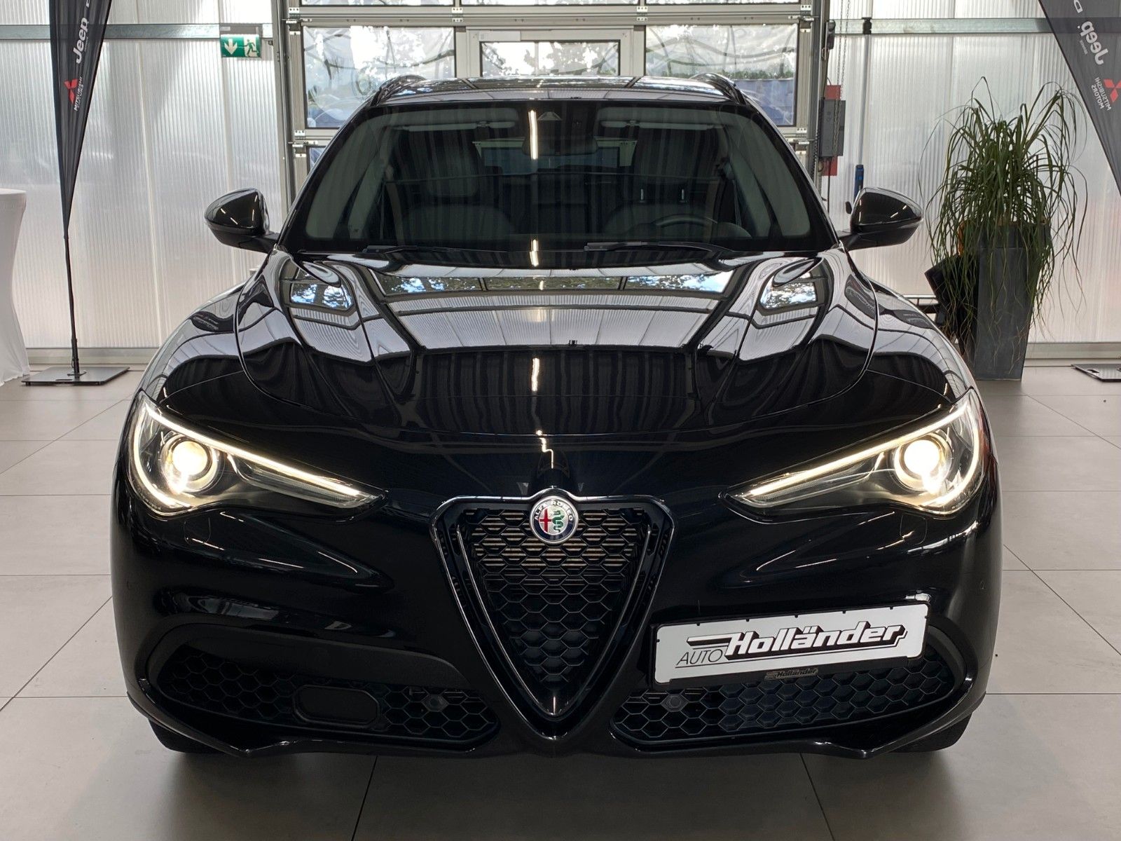 Fahrzeugabbildung Alfa Romeo Stelvio 2.0 T B-Tech Q4 "AHK ACC DAB"