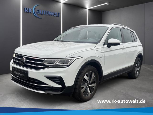 Tiguan Elegance eHybrid DSG IQ Light Panorama AH