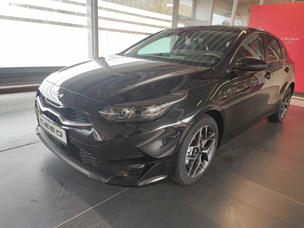 Kia cee'd / Ceed