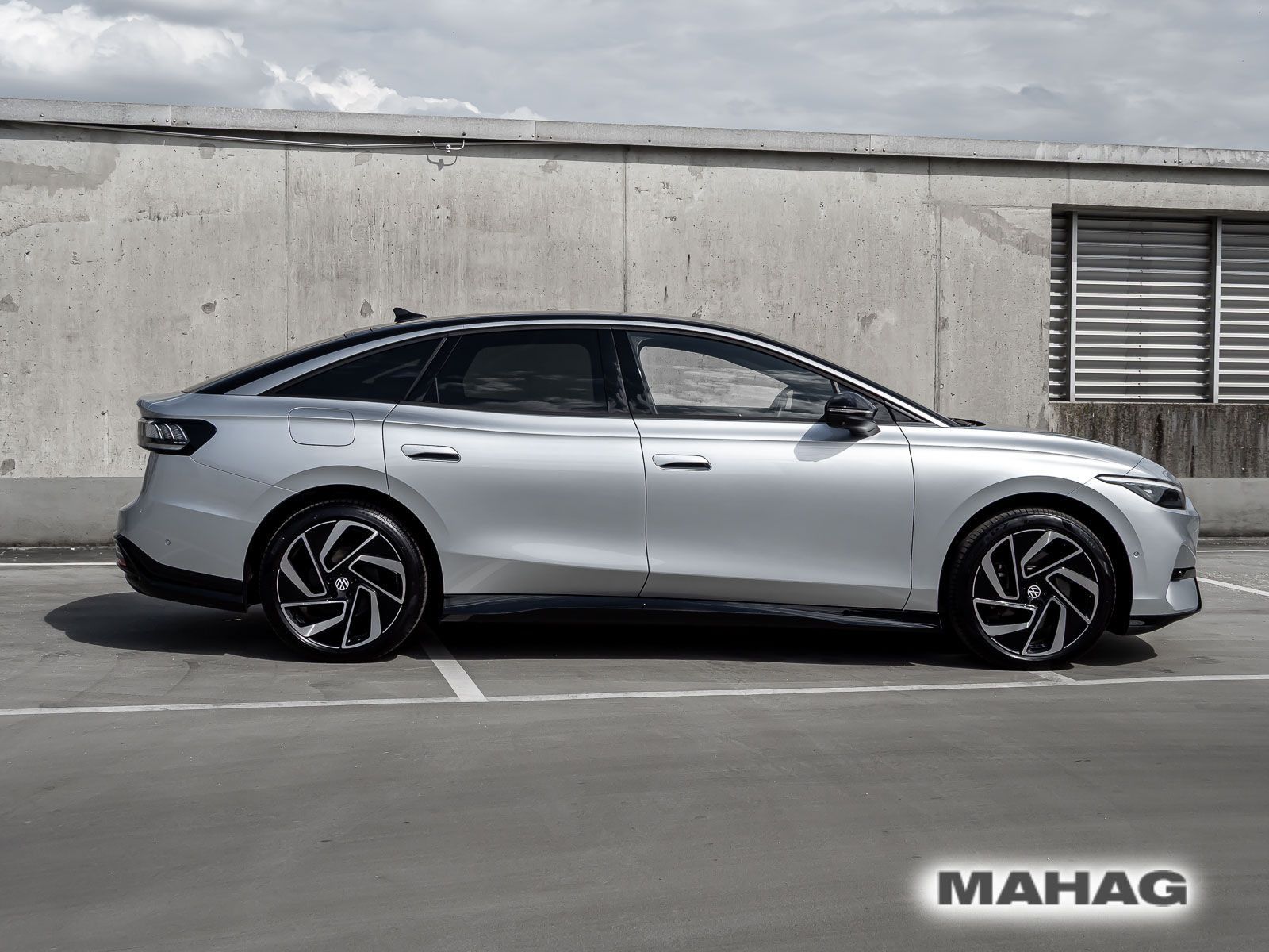 Volkswagen ID.7 Pro 210kW 82kWh ACC CCS IQ.Light Navi AreaV foto 5