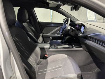 Fotografie 6 des Opel Astra Sports Tourer Electric GS