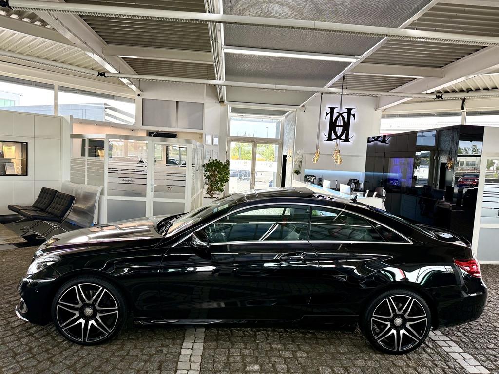 Mercedes-Benz E 320