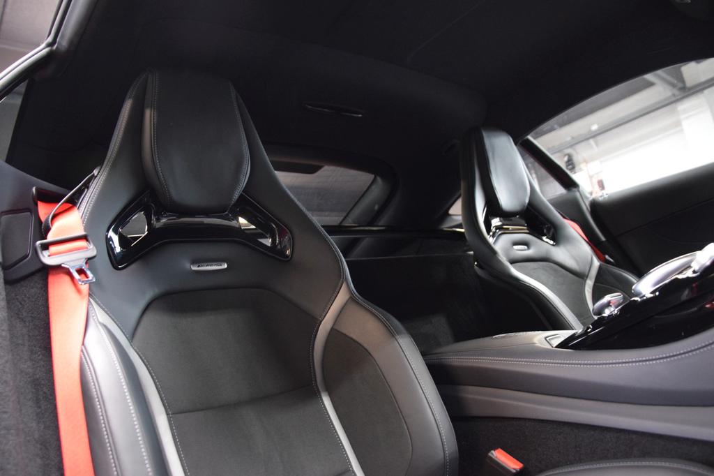 Mercedes-Benz AMG GT R