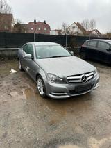 Mercedes-Benz Mercedes Benz C-Klasse Coupé W204 220 CDI ... - Mercedes-Benz 220: Klasse W220