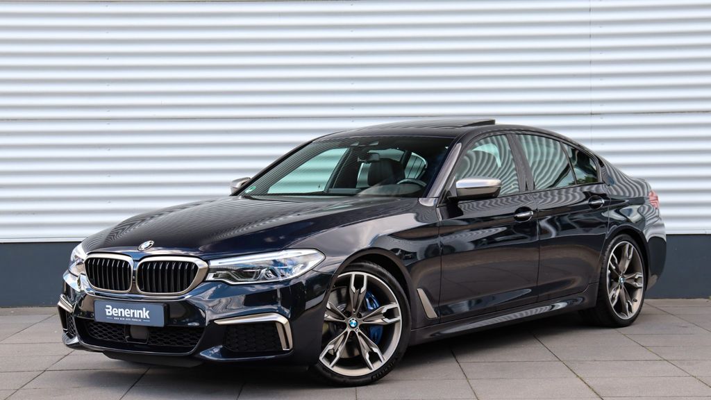 BMW M550