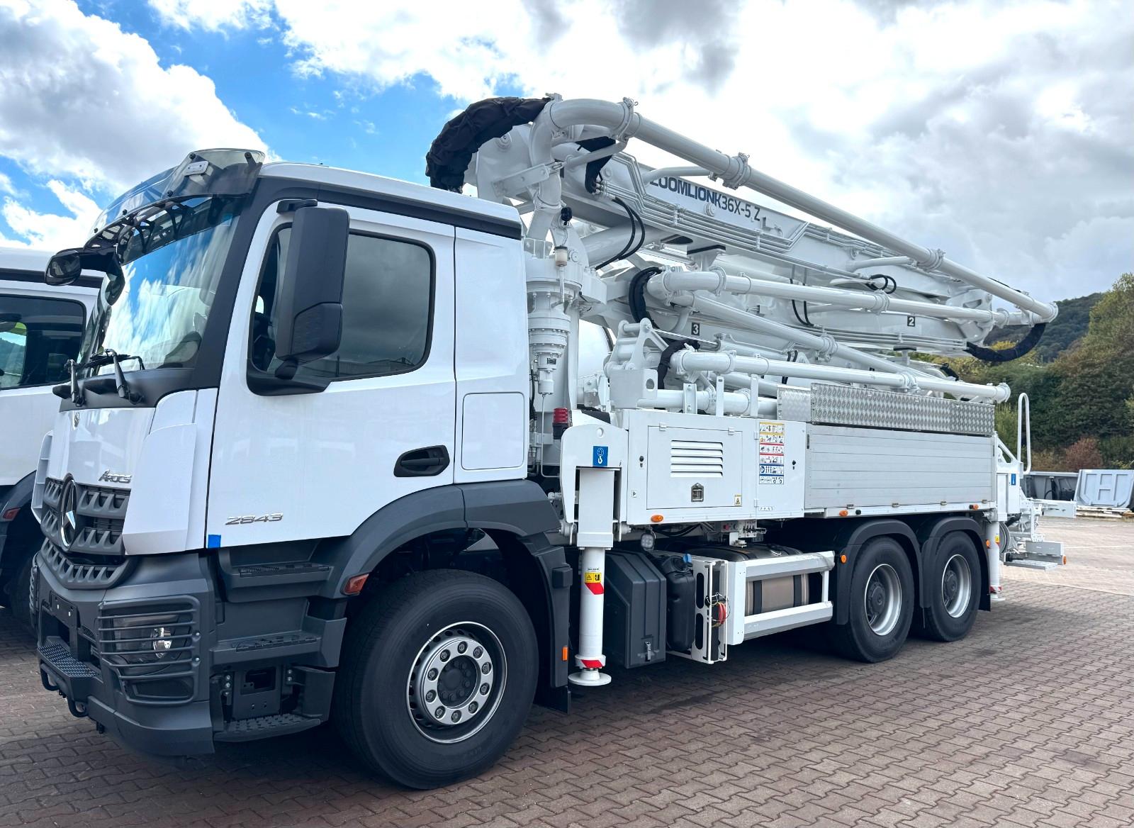 Mercedes-Benz Arocs 2843, Zoomlion 36, H-Leg