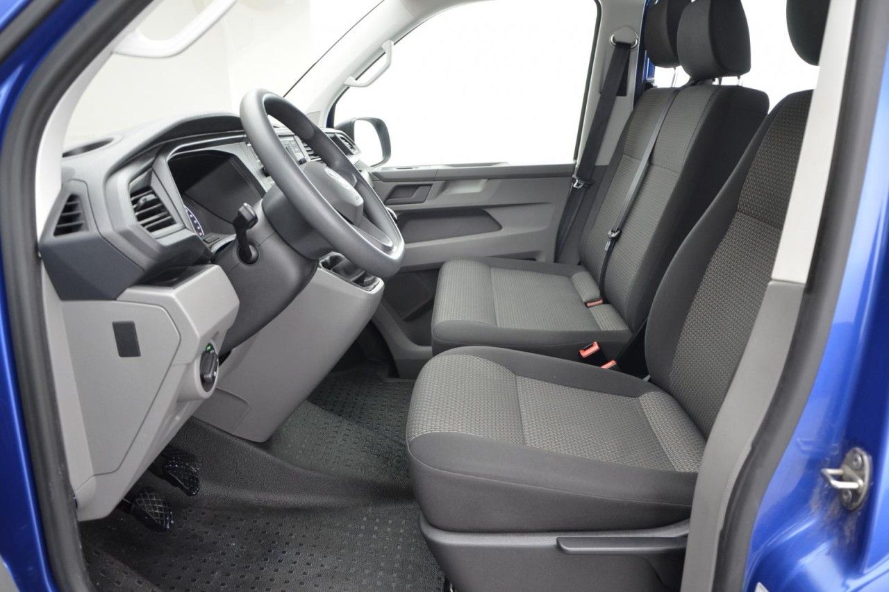 Fahrzeugabbildung Volkswagen T6.1 Transporter Kombi 2.0l TDI 81kW 5-Gang AHK