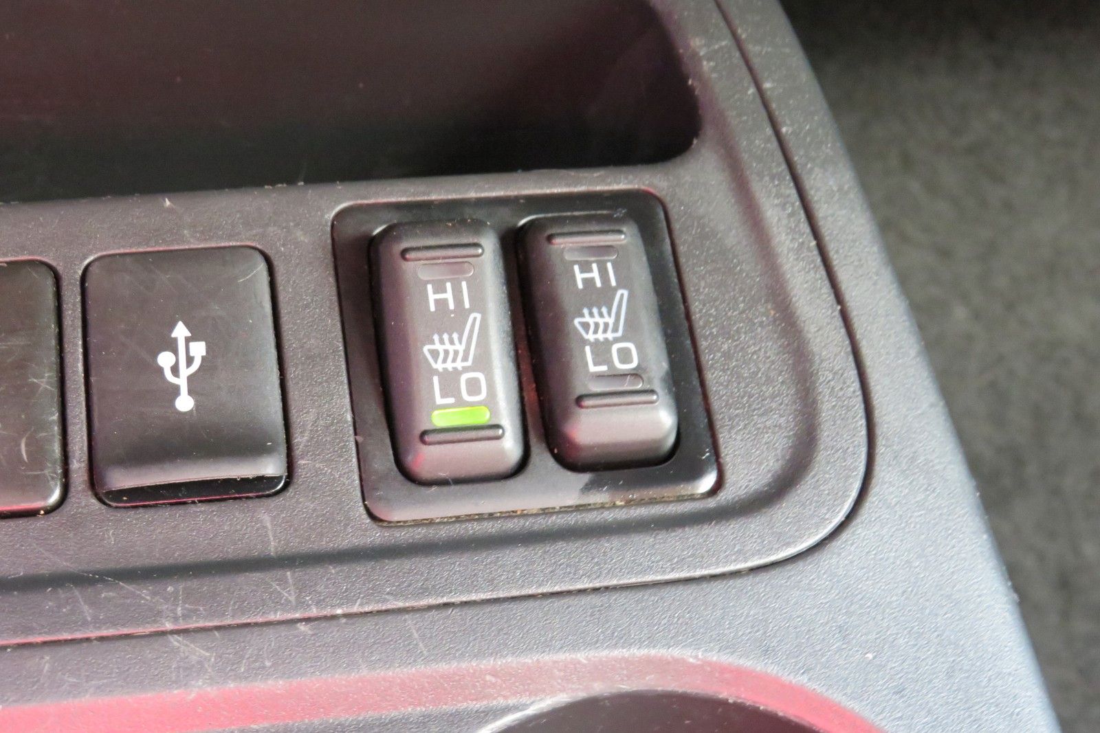Fahrzeugabbildung Mitsubishi Space Star Edition SITZH. DAB KLIMA GRA ALU 1.HD