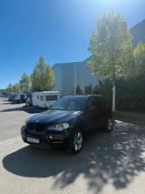 BMW X5 E70 xDrive40d  306 PS  Vollaussta... - BMW X5 E70 mit Diesel-Antrieb