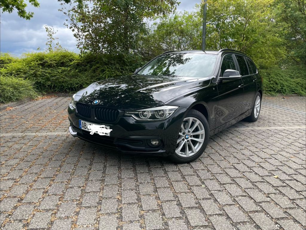 Image of BMW 320