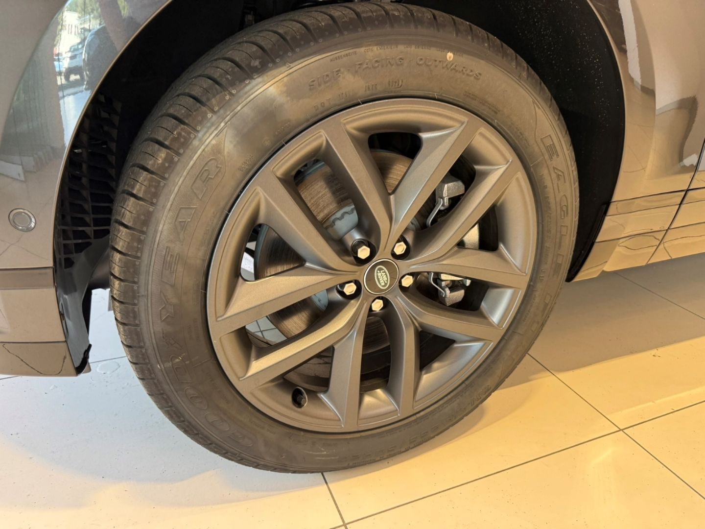 Land Rover Range Rover Velar - Bild 10