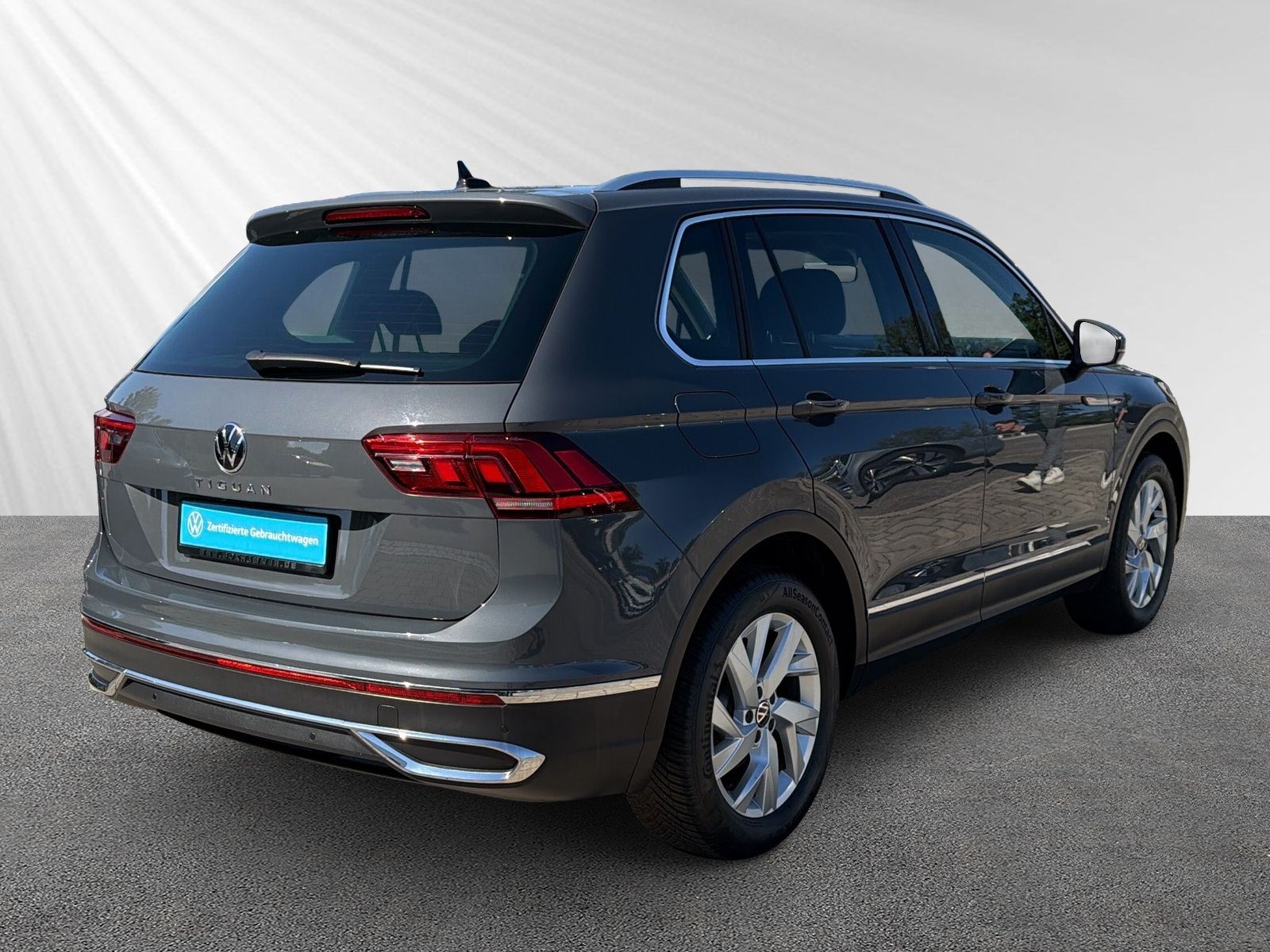 Volkswagen Tiguan 1,5 TSI DSG ELEGANCE NAVI AHK ACC MATRIX foto 5