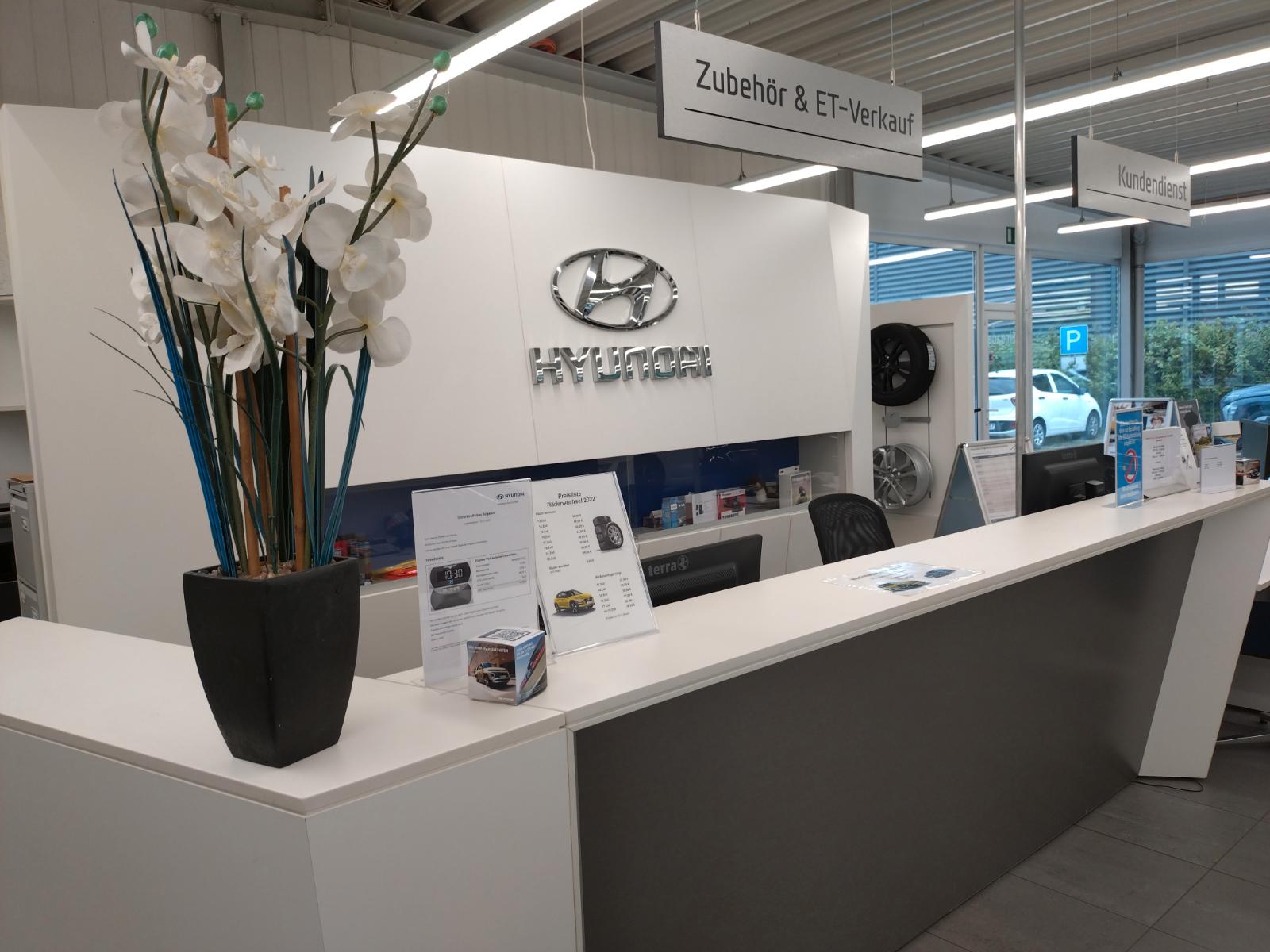 showroom-image-main